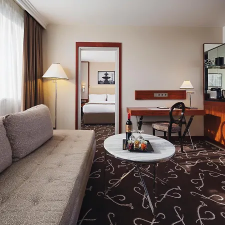 Crowne Plaza Paris - Neuilly, An Ihg نويي سور سين