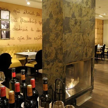 Szálloda Crowne Plaza Paris - Neuilly, An Ihg