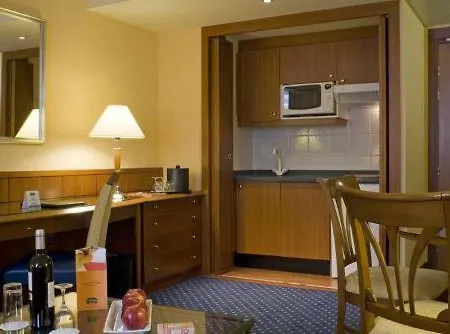 Crowne Plaza Paris - Neuilly, An Ihg 4*