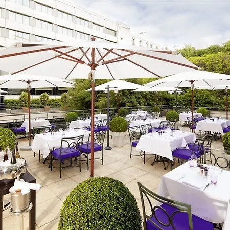 Crowne Plaza Paris - Neuilly, An Ihg