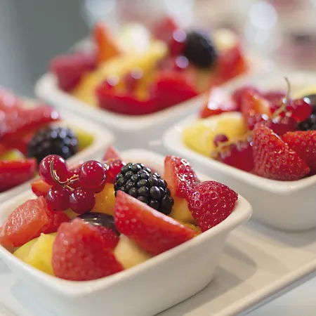 Crowne Plaza Paris - Neuilly, An Ihg فندق 4*