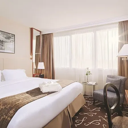 Hotel Crowne Plaza Paris - Neuilly, An Ihg Neuilly-sur-Seine