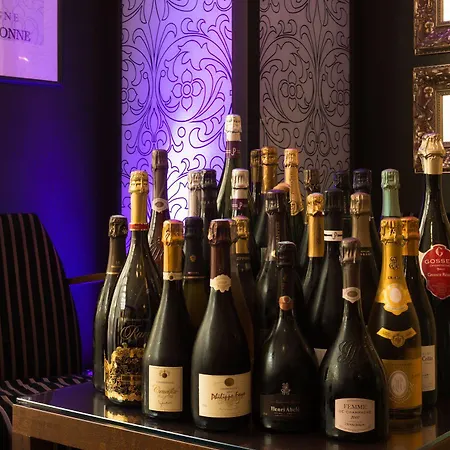 Crowne Plaza Paris - Neuilly, An Ihg